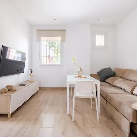 아파트 Acogedor Y Precioso En 세비야
